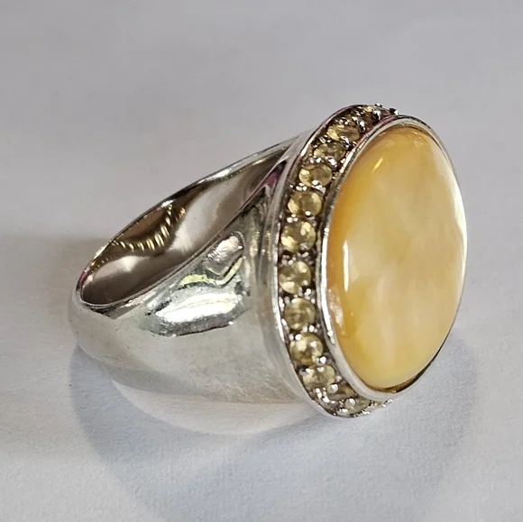 Vintage Mother of Pearl & Citrine Halo Ring in Sterling Silver Size 7! 😍 - Picture 2 of 3